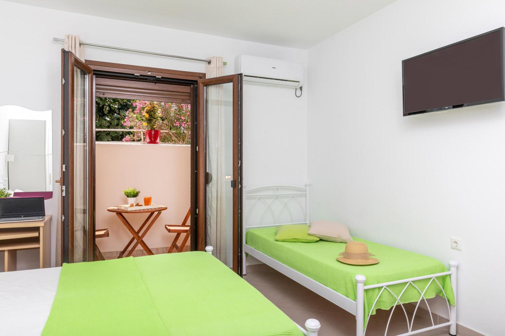 Naxos Diamond Studios Apartments Naxos City Zimmer foto