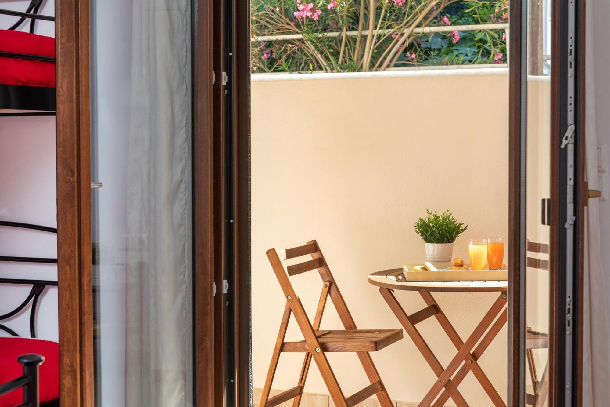Naxos Diamond Studios Apartments Naxos City Zimmer foto