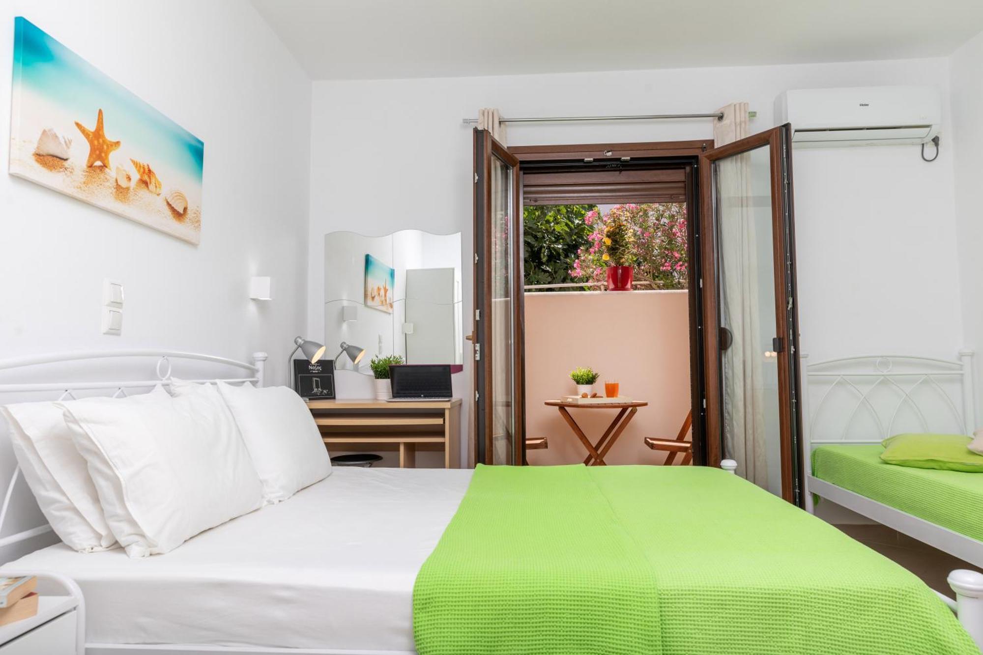 Naxos Diamond Studios Apartments Naxos City Zimmer foto